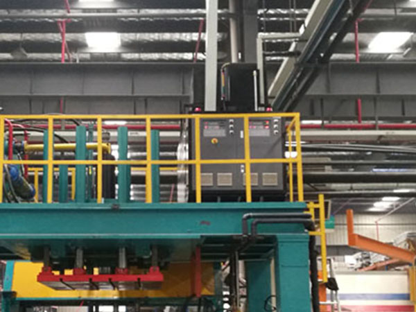 電加熱型導熱油爐2 電加熱型導熱油爐2